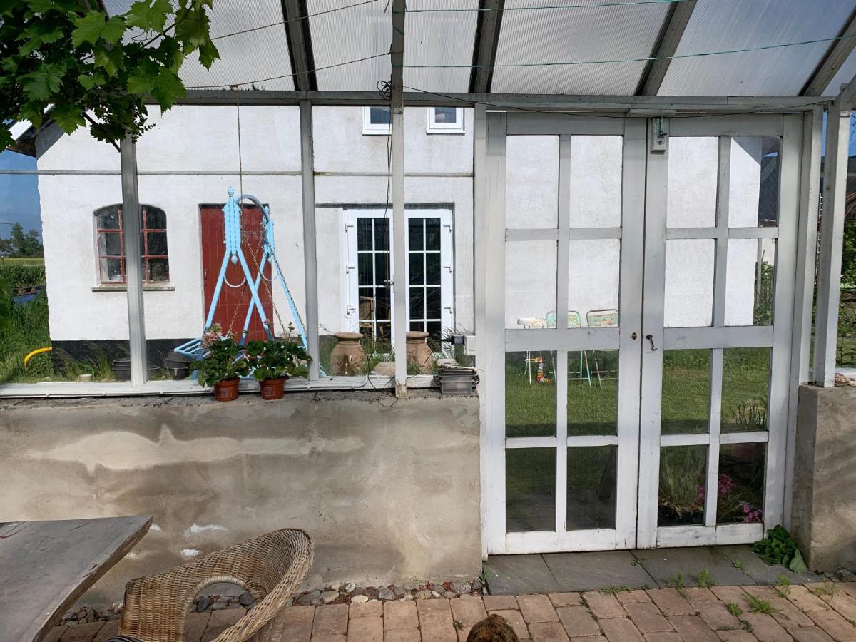 Strandbadsgården B&B Löderup Eksteriør bilde